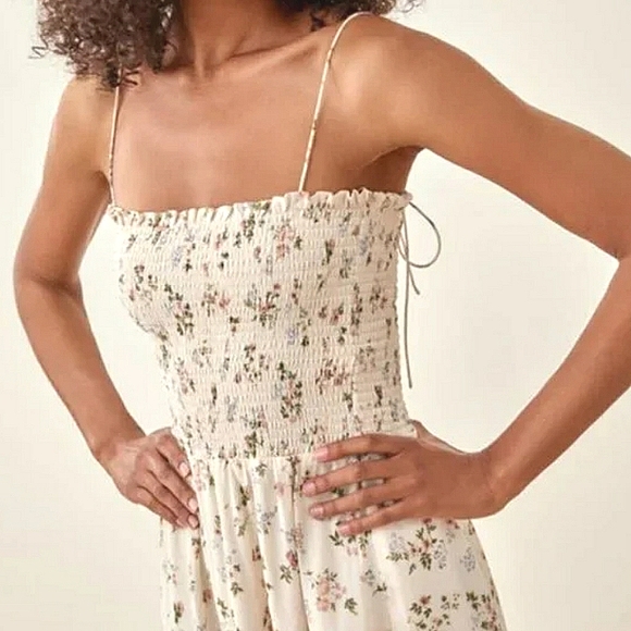 Floral Smocked Spaghetti Strap Midi Dress - Picture 16 of 16